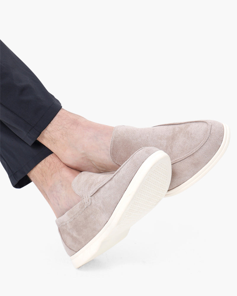 Aspen Tag - Winter Attire 5